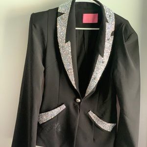Azalea  wang blazer medium women’s slight damage see pics
